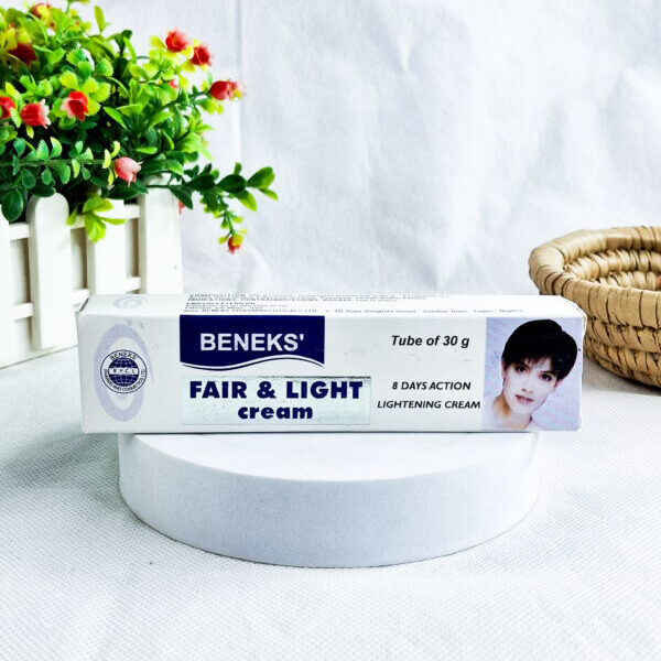 Beneks Fair & Light Cream