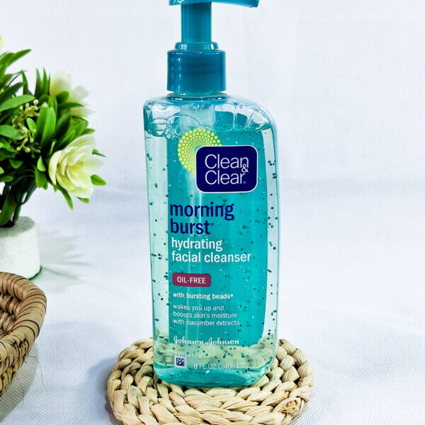 Clean & Clear Morning Energy Facial Cleanser with Cucumber Extract