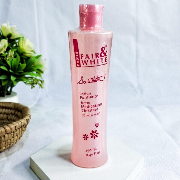 Fiar & White So White Acne Medication Cleanser