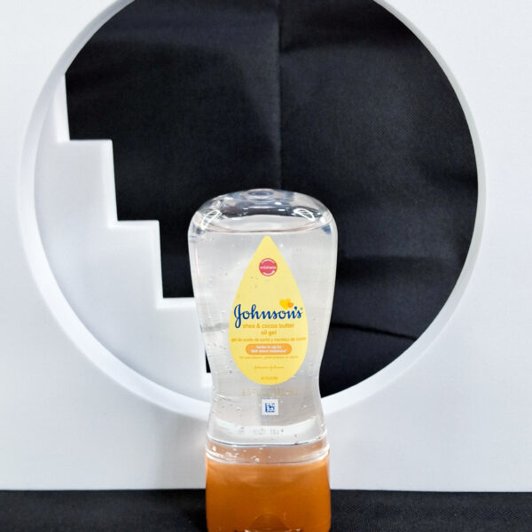 Johnson's Shea & Cocoa Butter Oil Gel
