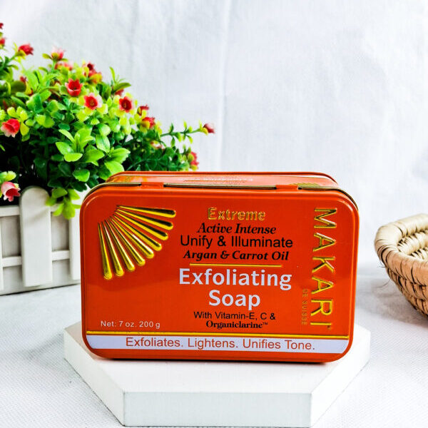 Makari Extreme  Active  Intense Unify Illuminate Argan & Carrot Oil Exfoliating Soap