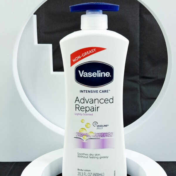 Vaseline Advanced Repair Lightly Scented Lotion