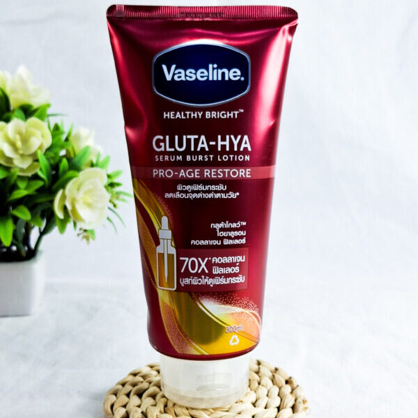 Vaseline® Gluta-Hya Serum Burst Lotion Pro-Age Restore