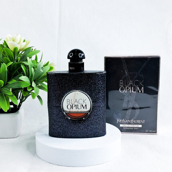 Black Opium Y'ves Saint Laurent Spray