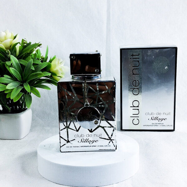 Club De Nuit Sillage Eau De Parfum