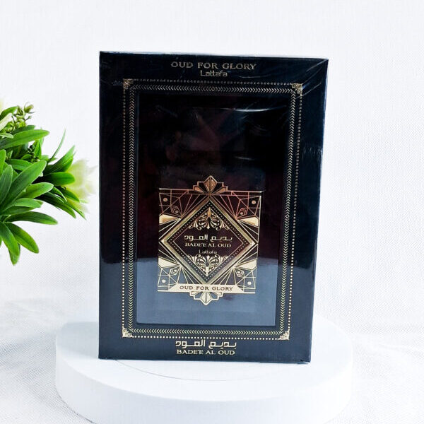 Oud for Glory Dabee Al Oud Lattafa