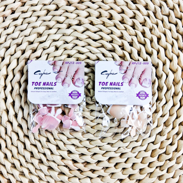 Coper Toe Nails