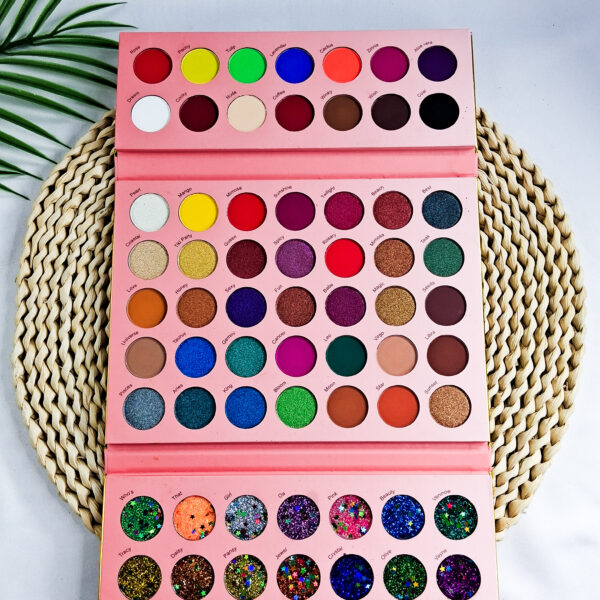 Who's That Girl Gorgeous Me Eye Shadow Tray