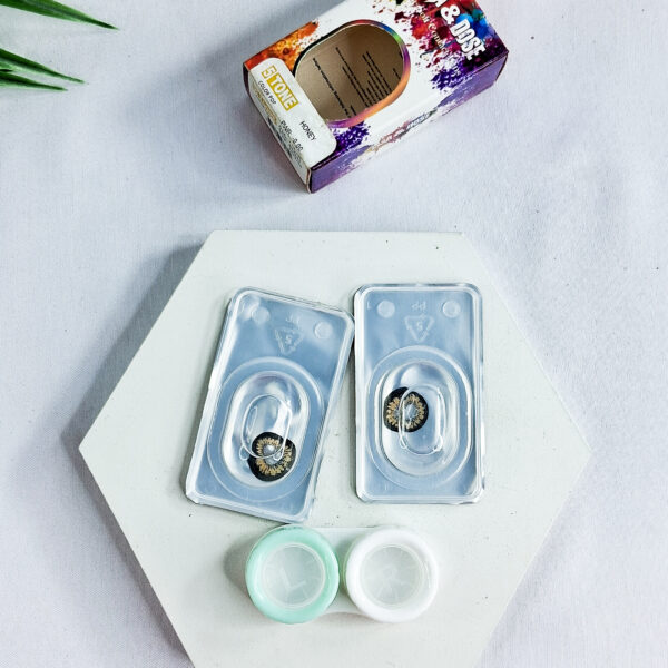 Issa & Dose 5 Tone Soft Contact Lens