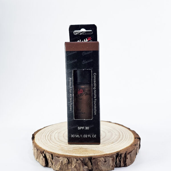 Classic Make Up U.S.A Concealing Matte Foundation SPF 30