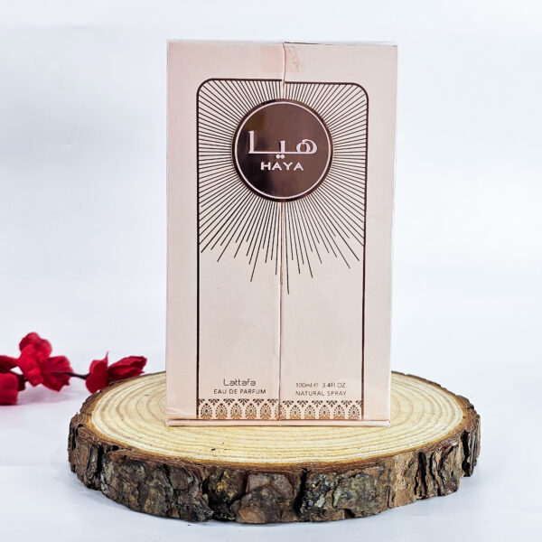 Lattafa Haya Eau de Parfum