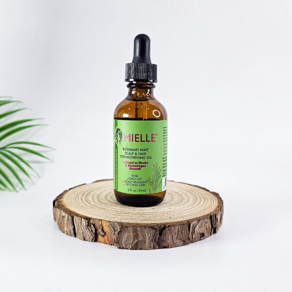Mielle Rosemary Mint Scalp & Hair Strengthening Oil