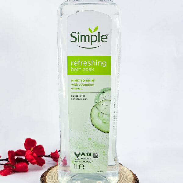 Simple Refreshing Bath Soak Kind to Skin with Cucumber Extract
